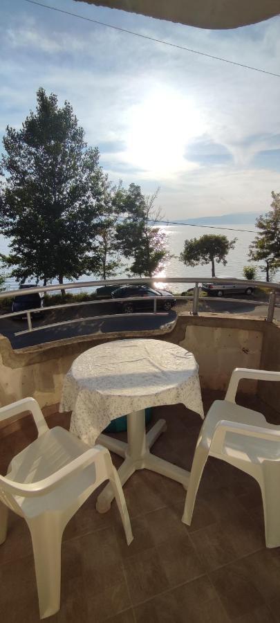 Apartments Vela - Pestani, โอครีด ภายนอก รูปภาพ