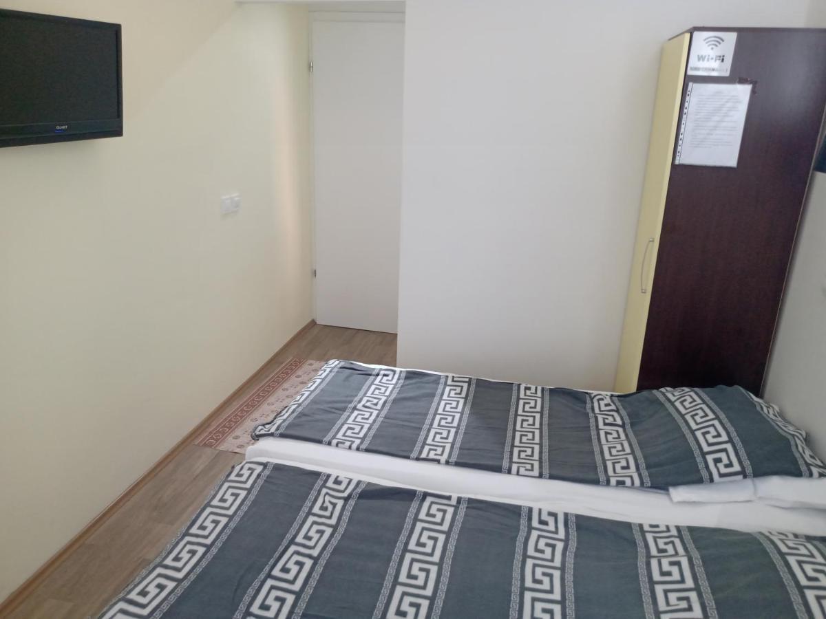 Apartments Vela - Pestani, โอครีด ภายนอก รูปภาพ