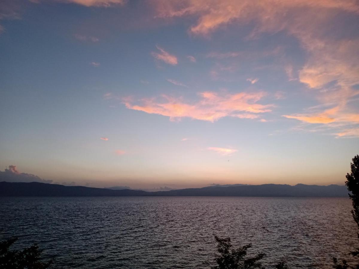 Apartments Vela - Pestani, โอครีด ภายนอก รูปภาพ